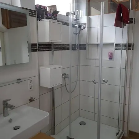 Rheingau - Schoene Moeblierte Ferienwohnung