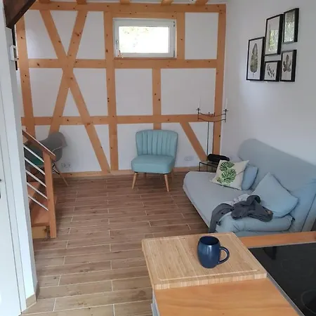 Rheingau - Schoene Moeblierte Daire